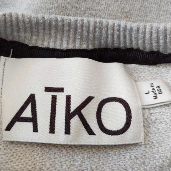 Aiko Au Revoir Tokyo Sweatshirt Large Gray Logo Comfy Oversized USA Made - Picture 4 of 9